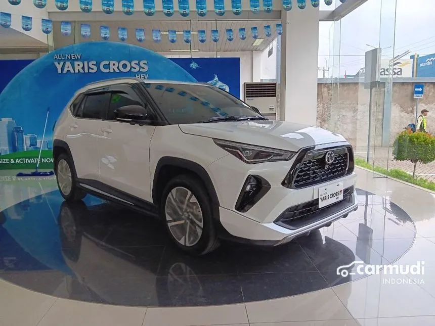 Jual Mobil Toyota Yaris Cross 2023 S GR Parts Aero Package 1.5 di DKI Jakarta Automatic Wagon Putih Rp 383.600.000