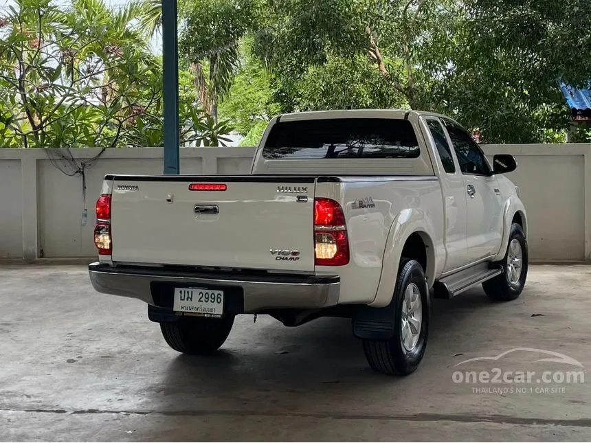 2013 Toyota HILUX VIGO Champ E Prerunner Smart Cab ABS (Navi) Pickup