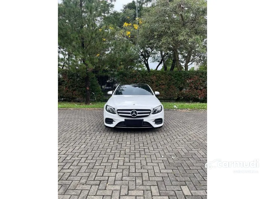 2017 Mercedes-Benz E300 AMG Line Sedan