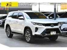 2023 Toyota FORTUNER 2.4 (ปี 15-25) Leader V SUV