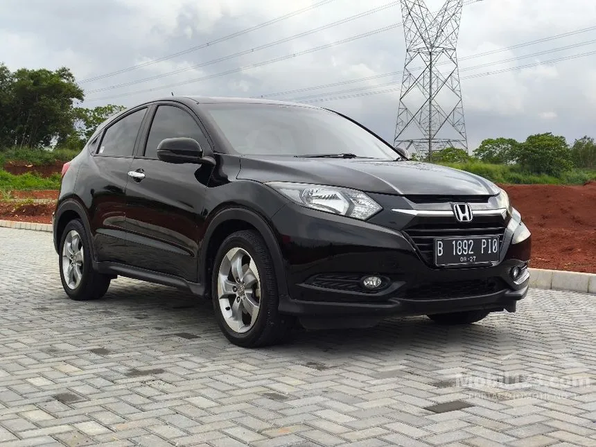 Jual Mobil Honda HR