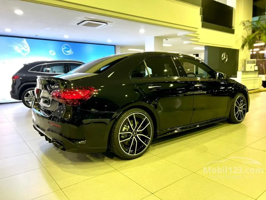 2025 Mercedes-Benz AMG A35 4MATIC Sedan