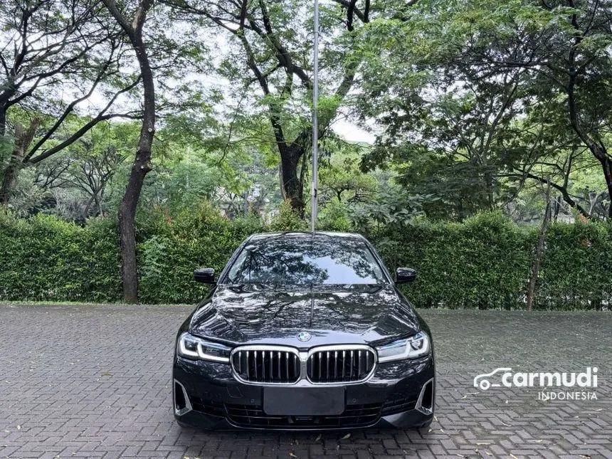 2023 BMW 530i Opulence Sedan