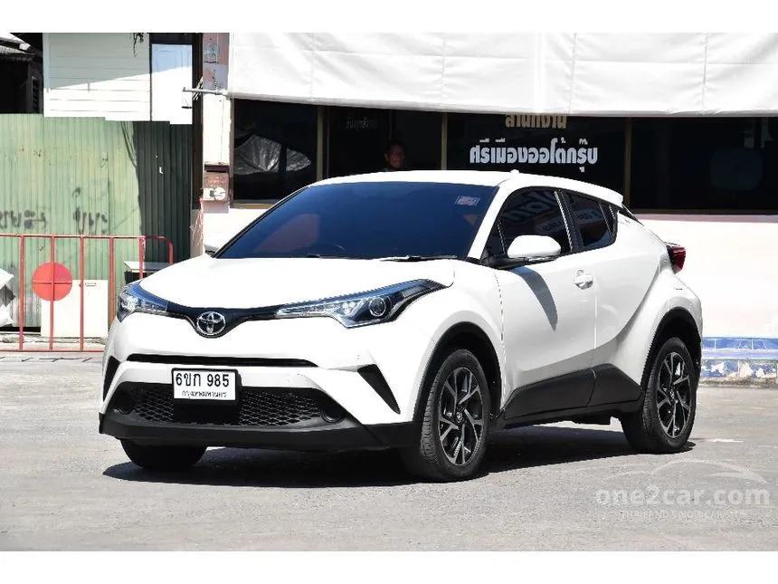 2018 Toyota C-HR Mid SUV