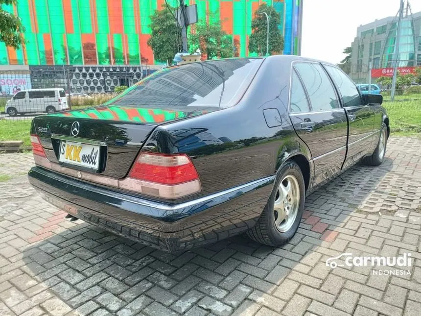 1997 Mercedes-Benz S320 Sedan