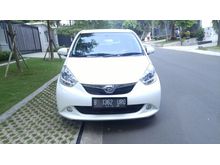 2013 Daihatsu Sirion 1.3 D MT putih,. Low km tgn 1 DP ceper bisa ajah