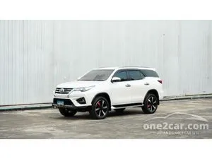 2017 Toyota FORTUNER 2.4 V SUV
