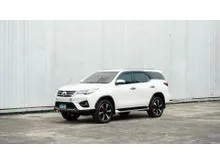 2017 Toyota FORTUNER 2.4 (ปี 15-25) V SUV