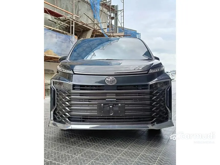 2025 Toyota Voxy (Premium Color) MPV