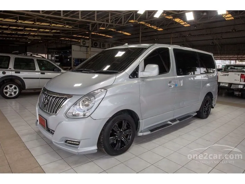 2009 Hyundai H-1 Maesto Touring Van