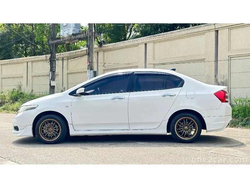 2013 Honda City V Sedan