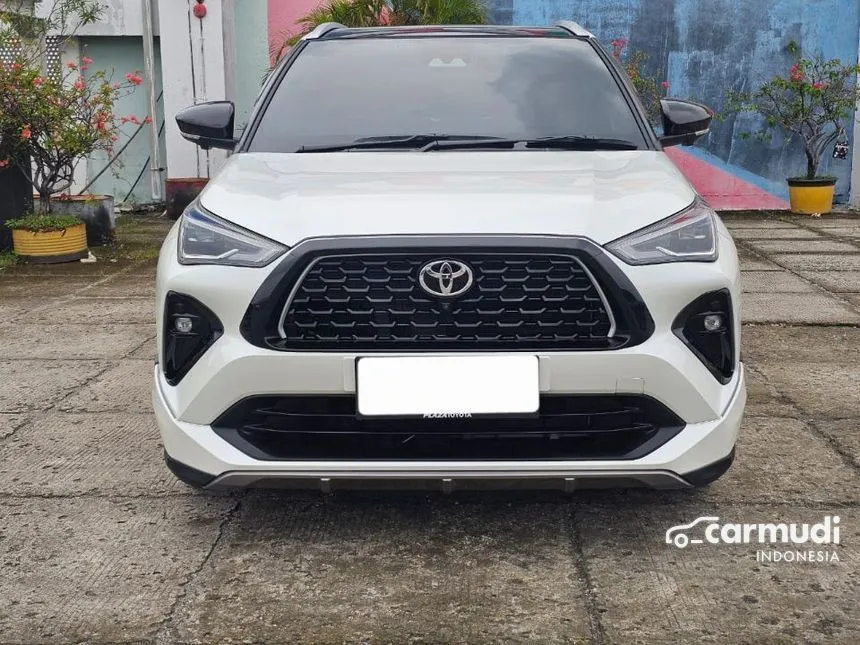 2024 Toyota Yaris Cross S with GR Parts Aero Pkg SUV