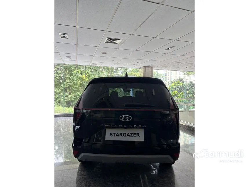 2025 Hyundai Stargazer Essential Tech MPV