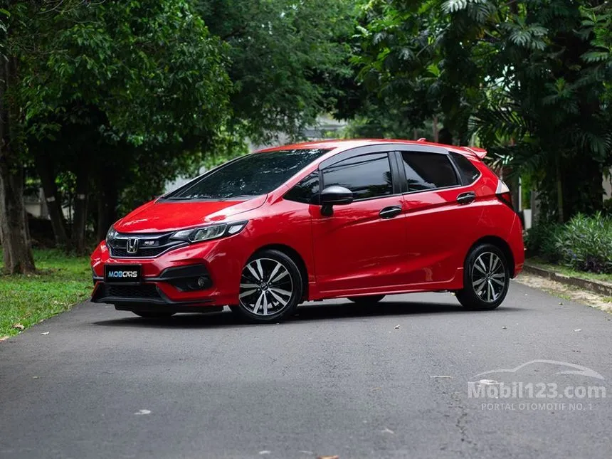 Jual Mobil Honda Jazz 2018 RS 1.5 di Jawa Barat Automatic Hatchback Merah Rp 209.000.000