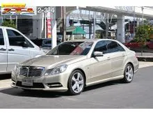2014 Mercedes-Benz E200 1.8 W212 (ปี 10-16) Elegance CGI BlueEFFICIENCY Sedan