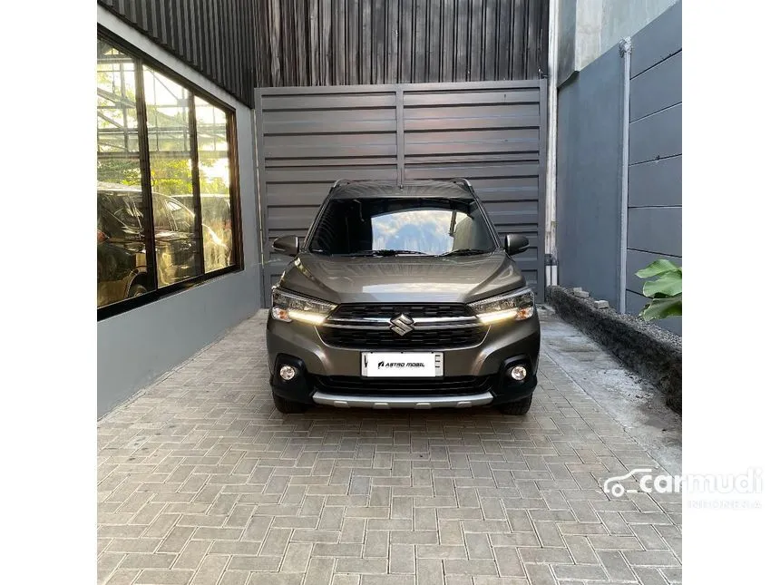Jual Mobil Suzuki XL7 2022 BETA 1.5 di Jawa Timur Automatic Wagon Abu