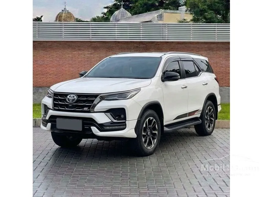 2021 Toyota Fortuner VRZ GR SPORT 4X2 SUV