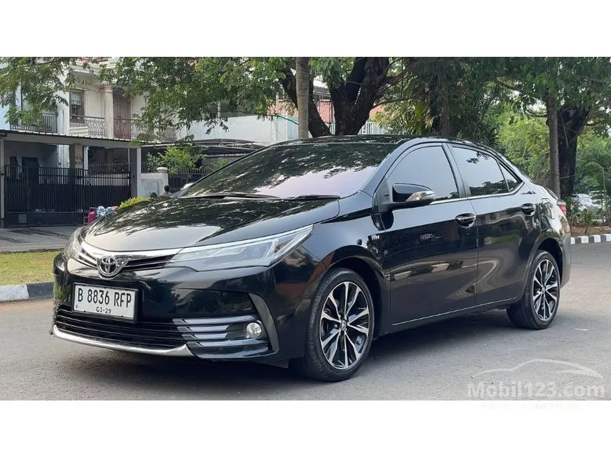 Jual Mobil Toyota Corolla Altis 2018 V 1.8 di DKI Jakarta Automatic Sedan Hitam Rp 225.000.000