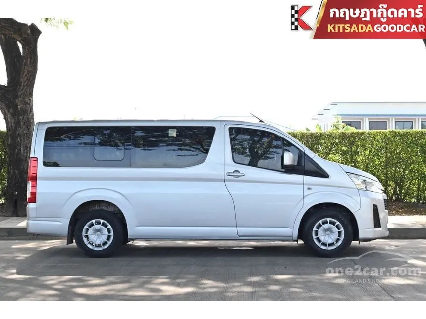 2019 Toyota Hiace GL Van