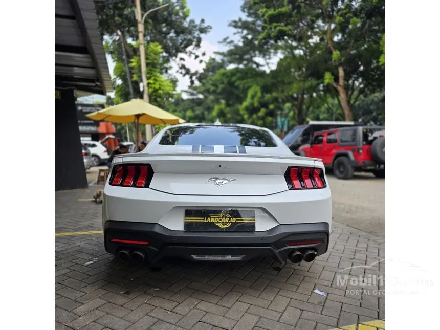 2025 Ford Mustang EcoBoost Fastback
