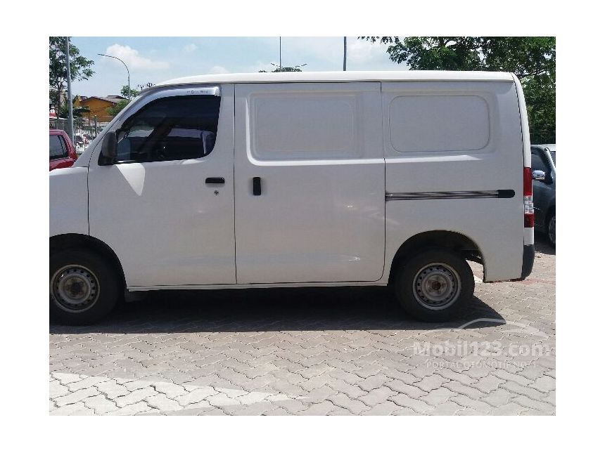 Jual Mobil Daihatsu Gran Max 2014 STD 1.3 di Banten Manual Van Putih Rp