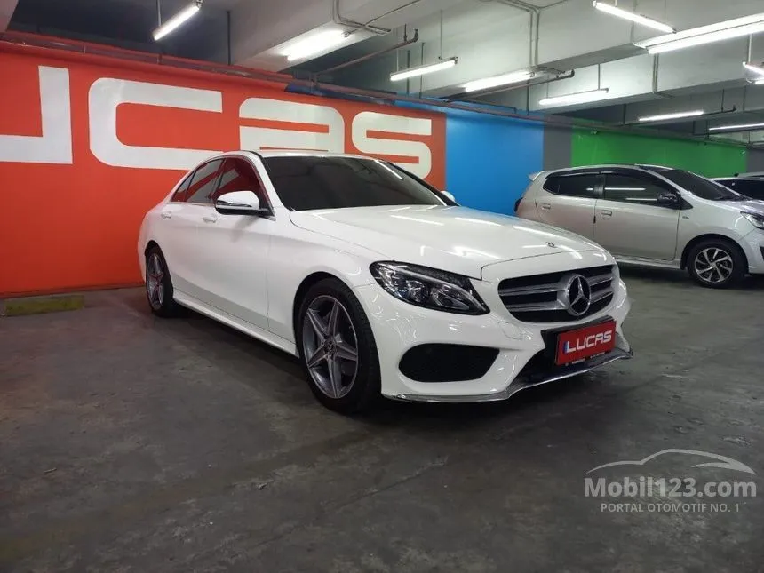 2018 Mercedes-Benz C200 AMG Sedan