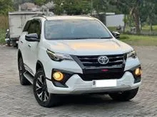 2018 Toyota Fortuner 2.4 VRZ TRD 4X2 SUV DIESEL MATIC