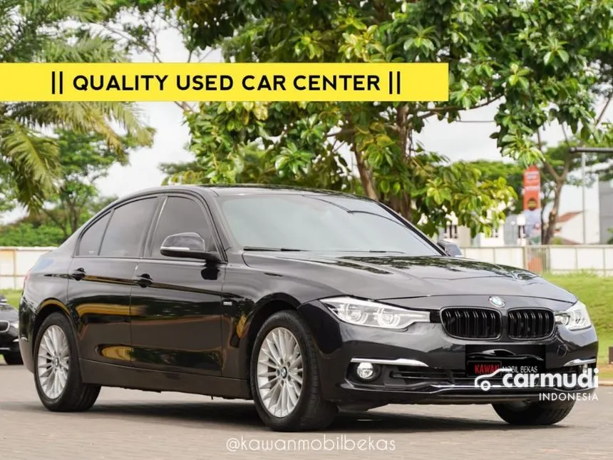 2018 BMW 320i Luxury Sedan