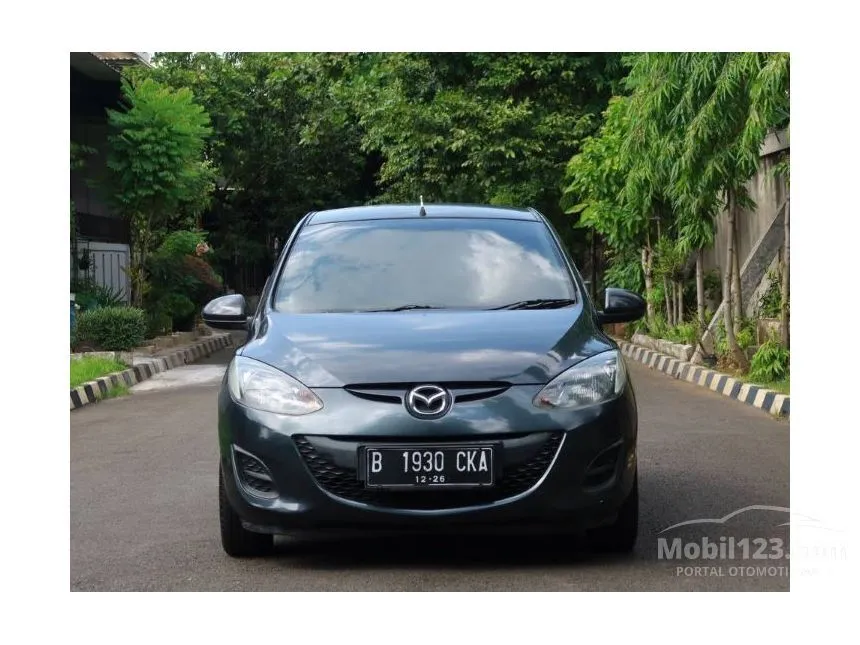 Jual Mobil Mazda 2 2012 V 1.5 di Banten Automatic Hatchback Abu