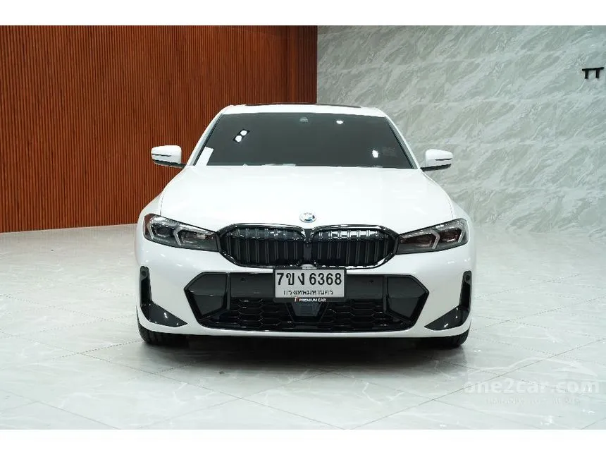 2025 BMW 330e M Sport Sedan
