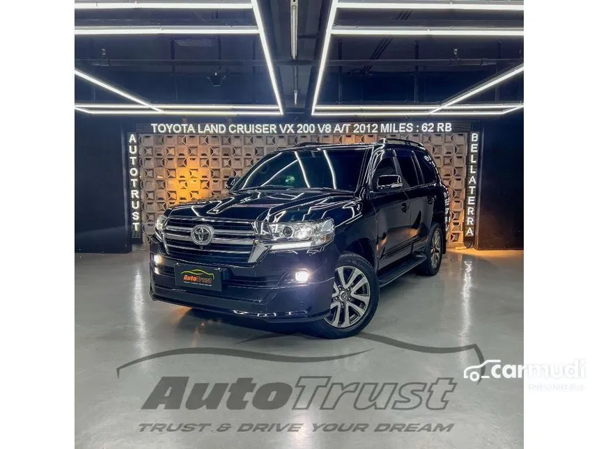 Jual Mobil Toyota Land Cruiser 2012 Full Spec E VX 4.5 di Banten Automatic SUV Hitam Rp 1.025.000.000