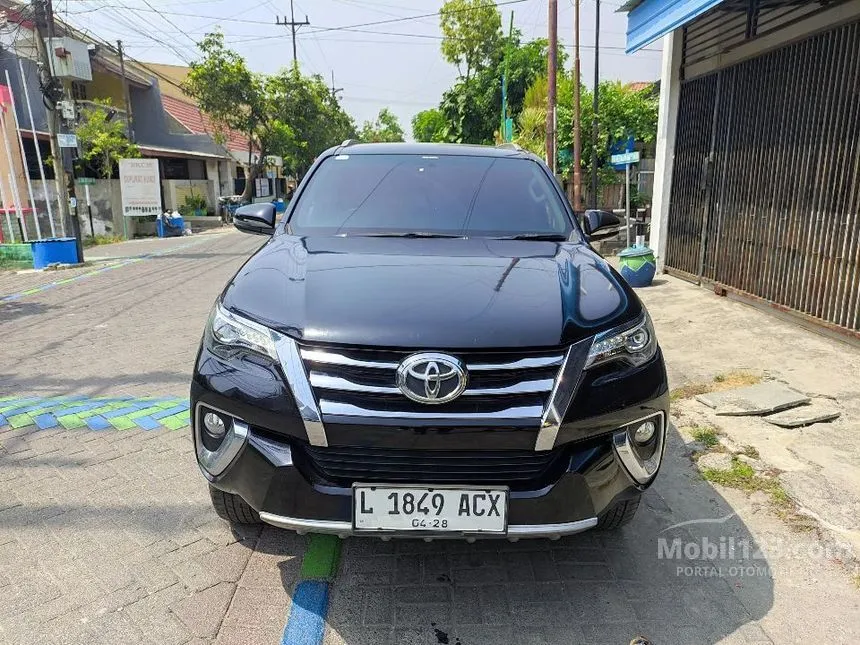 Jual Mobil Toyota Fortuner 2018 VRZ 2.4 di Jawa Timur Automatic SUV Hitam Rp 390.000.000