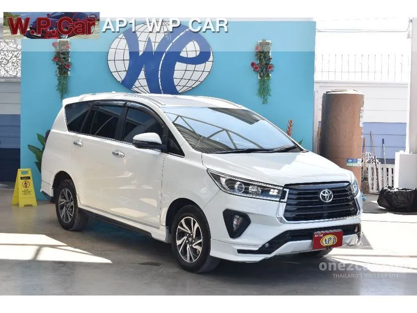 2021 Toyota Innova Crysta Wagon