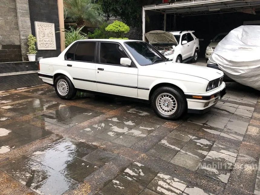 Jual Mobil BMW 318i 1990 1.8 Manual 1.8 di DKI Jakarta Manual Sedan Putih Rp 78.000.000