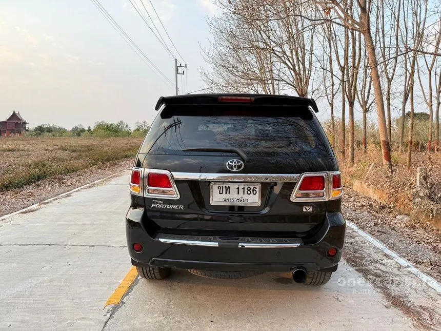 2005 Toyota Fortuner V SUV