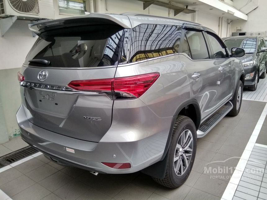 Jual Mobil  Toyota  Fortuner 2019 VRZ  2 4 di DKI Jakarta 