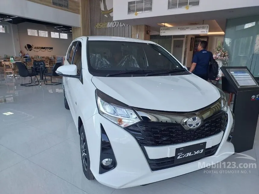 Jual Mobil Toyota Calya 2024 G 1.2 di Jawa Timur Manual MPV Putih Rp 170.000.000