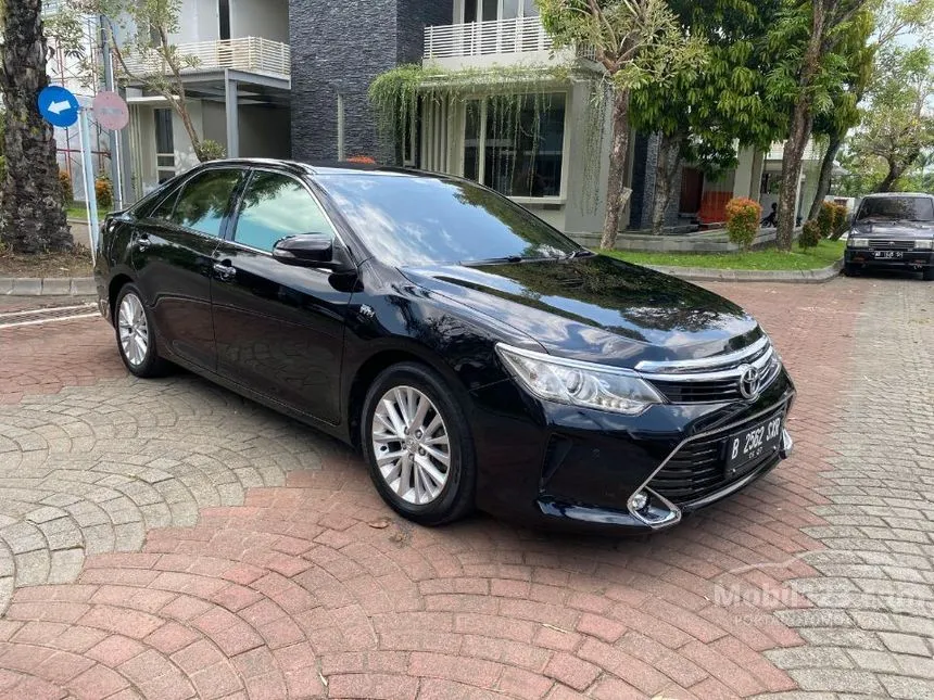 Jual Mobil Toyota Camry 2017 V 2.5 di Yogyakarta Automatic Sedan Hitam Rp 235.000.000