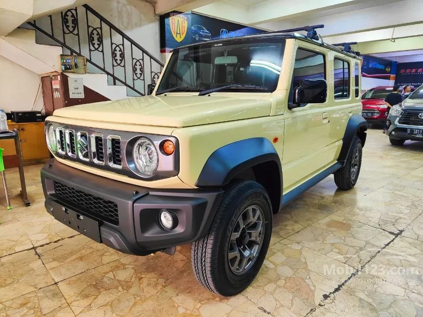 Jual Mobil Suzuki Jimny 2024 5 Door (1 Tone) 1.5 di DKI Jakarta Automatic SUV Emas Rp 529.000.000