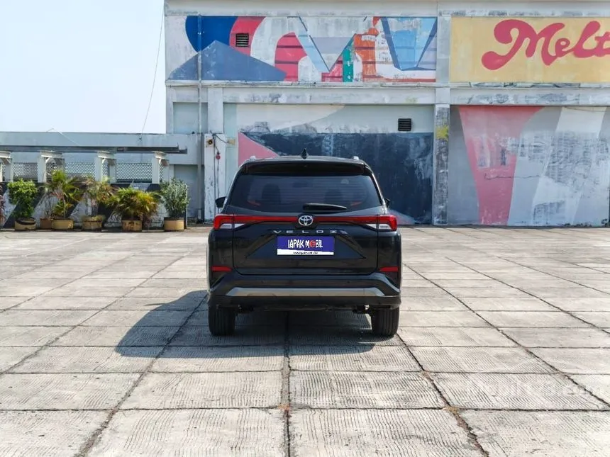 2022 Toyota Veloz Q (Premium Color) MPV