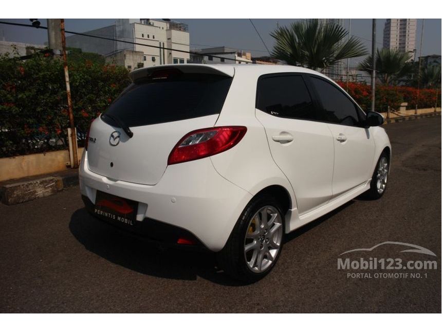 Jual Mobil Mazda 2 2013 Rz 1 5 Di Dki Jakarta Automatic Hatchback Putih Rp 140 000 000 3945345 Mobil123 Com