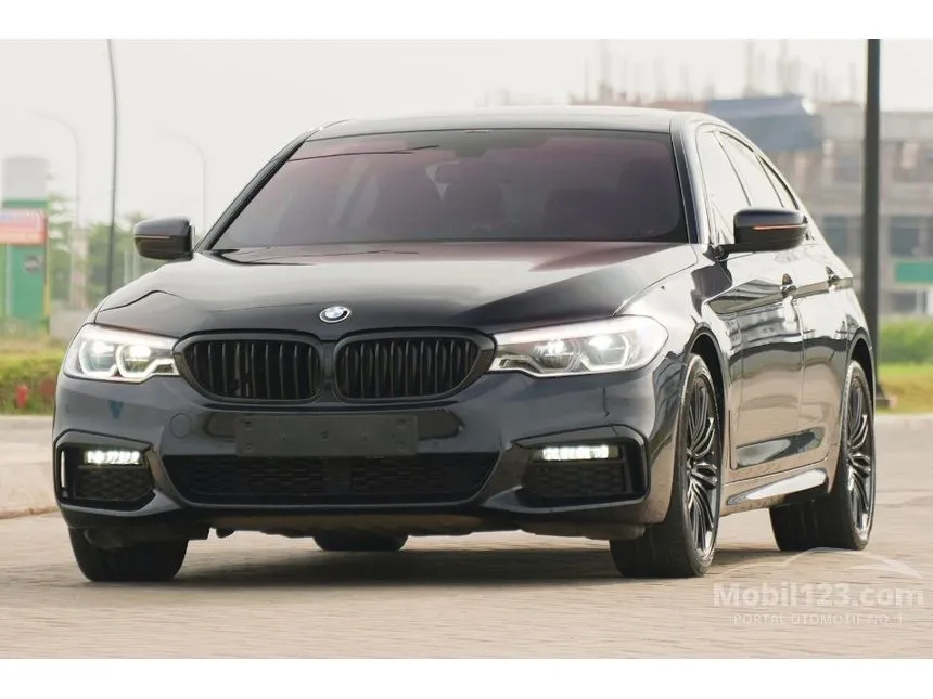 2020 BMW 520i M Sport 75th Edition Sedan