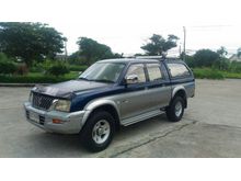 2000 Mitsubishi Strada 2.8 GRANDIS 4DR Grandis Pickup MT