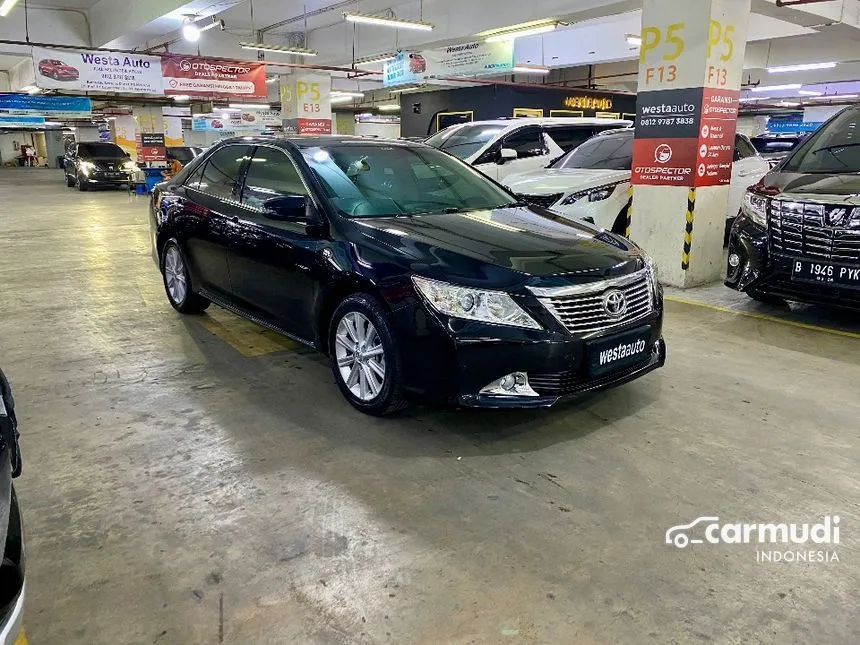 2013 Toyota Camry V Sedan