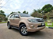 2009 Toyota Fortuner 3.0 (ปี 04-08) V Wagon AT