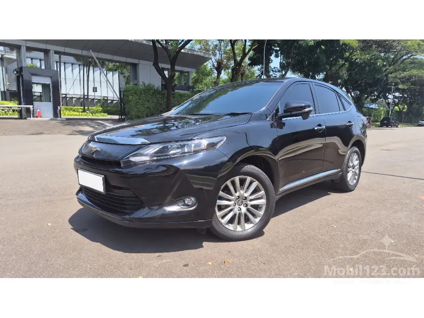 2014 Toyota Harrier SUV