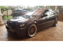 BMW 318I E46 2004 Hitam