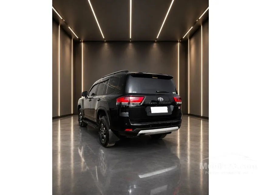2024 Toyota Land Cruiser 300 GR-S SUV