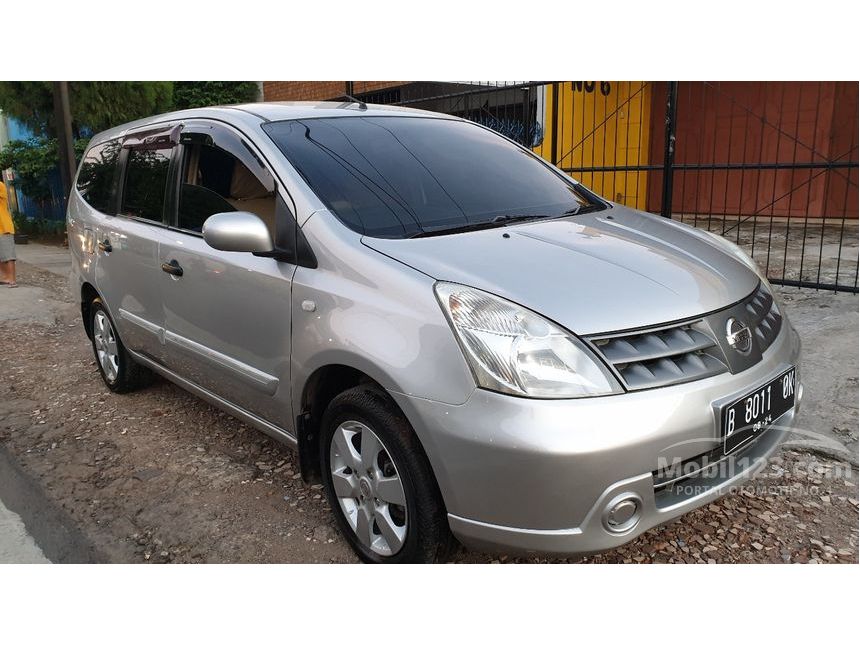  Jual  Mobil  Nissan Grand  Livina  2009 XV 1 5 di  DKI Jakarta  