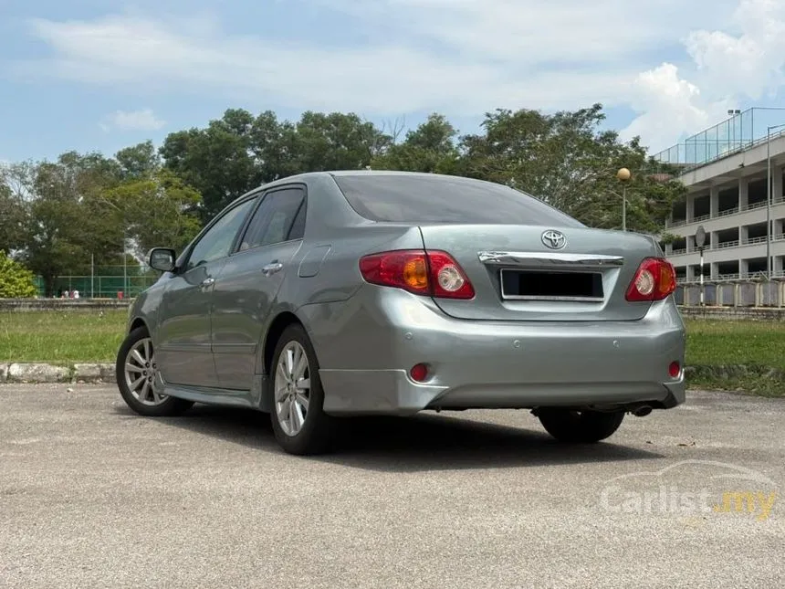 2010 Toyota Corolla Altis G Sedan